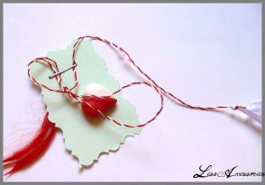 Martisor Inimioara alb-rosu